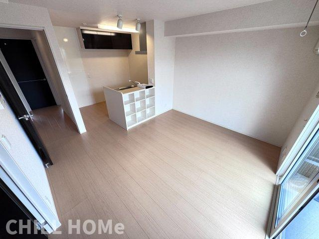 クリスタルコートの居間・リビング|他社様掲載物件もまとめてご紹介、ご案内可能です(^^)/