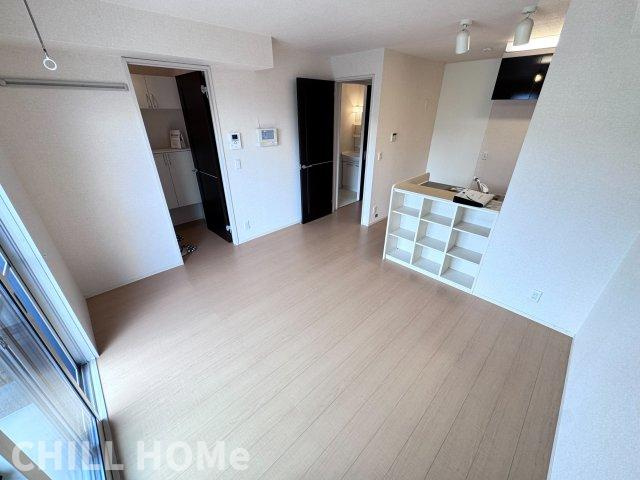 クリスタルコートの居間・リビング|他社様掲載物件もまとめてご紹介、ご案内可能です(^^)/