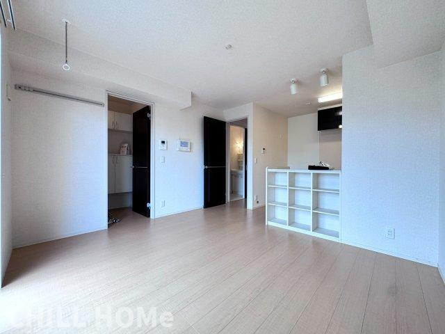 クリスタルコートの居間・リビング|他社様掲載物件もまとめてご紹介、ご案内可能です(^^)/