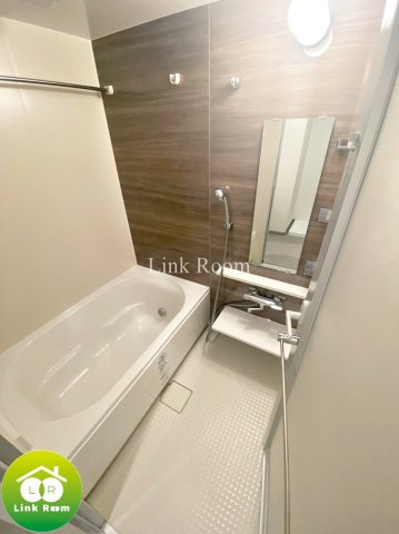 ラグゼナ東陽町の浴室