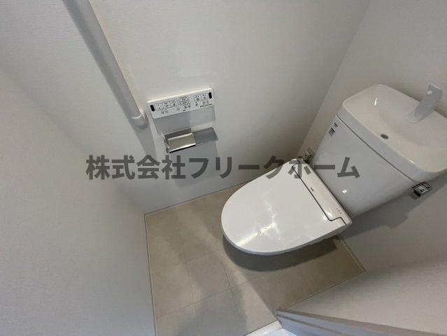 武蔵野市境１丁目の賃貸マンションのトイレ