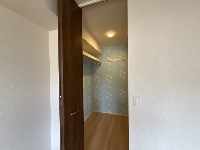 ローヤルヴィラ勝原の収納