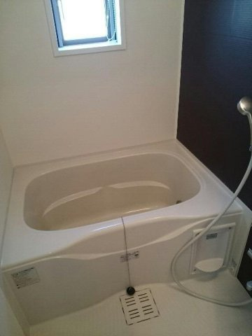 ソーレ・メゾンⅢの浴室