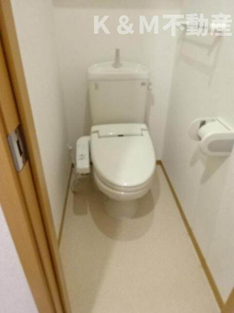 バージェ・リーオのトイレ|清潔感のあるトイレです