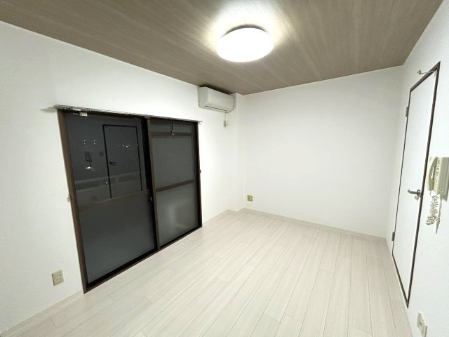 ヴィバーチェ六甲　の居間・リビング