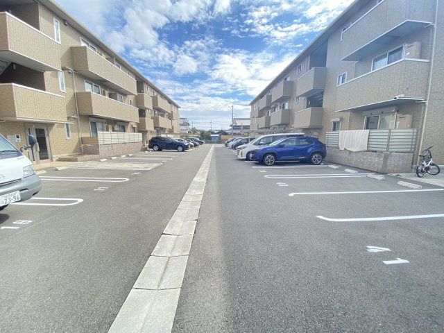 【駐車場】 | ソフィアコート鳥飼B棟