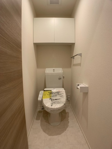 ウォシュレット付きのトイレです♪