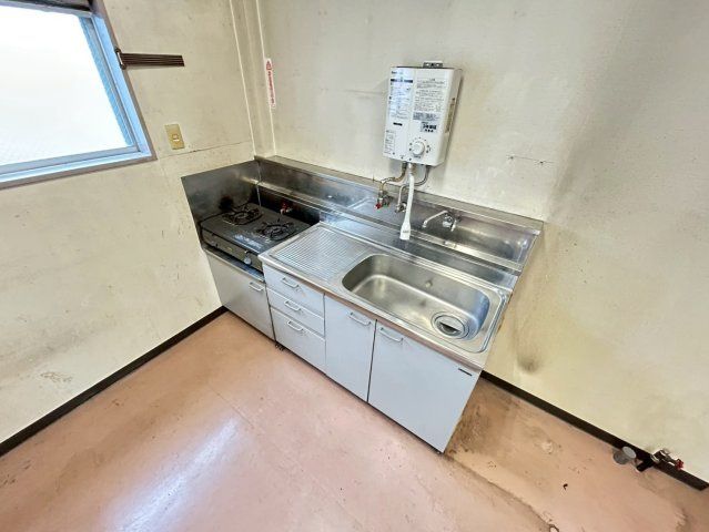 蒲郡市三谷町貸倉庫／事務所／店舗のキッチン