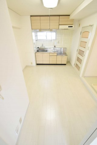 エクセル難波の居間・リビング