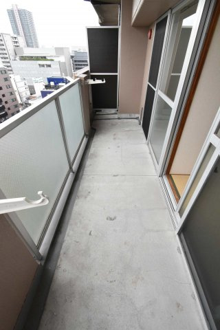 エクセル難波のバルコニー