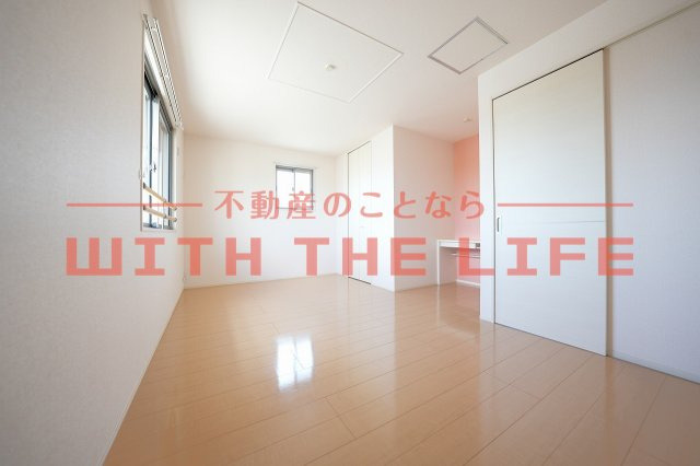 グレースガーデン【キャッシュバック対象】の洋室|落ち着いた色調の洋室です