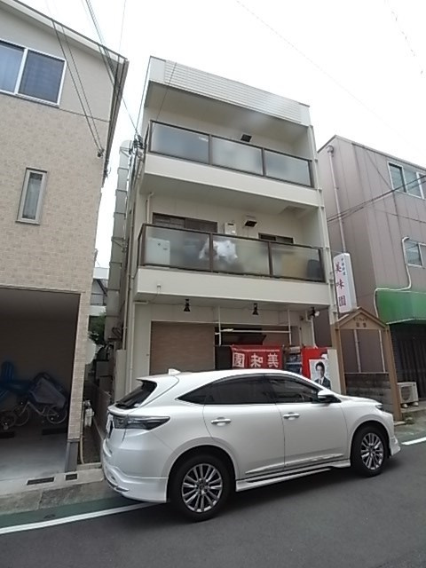 サンハイツ福富の外観