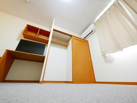 レオパレスゆとり　天理の収納