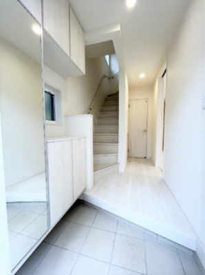 【内観：施工例】 | 【仲介手数料２８０万円が無料！】■太陽光発電■住宅性能評価６項目で最高評価■省エネ性能ラベル | 諸費用２８０万円ＯＦＦ！
春の特別キャンペーン！
日本一の家計応援に挑戦中！
■４ＬＤＫ＋車庫
■太陽光発電
■長期優良認定住宅
■住宅性能評価６項目で最高評価
■省エネ性能ラベル