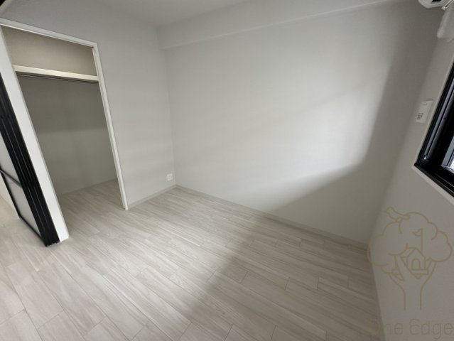 Alivis三国本町の寝室