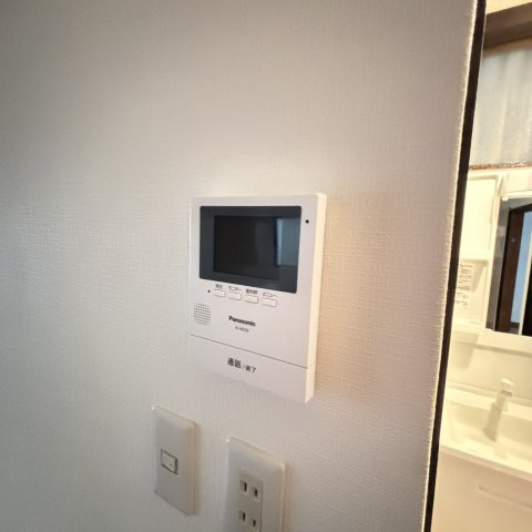 国松町戸建て車庫付のセキュリティ