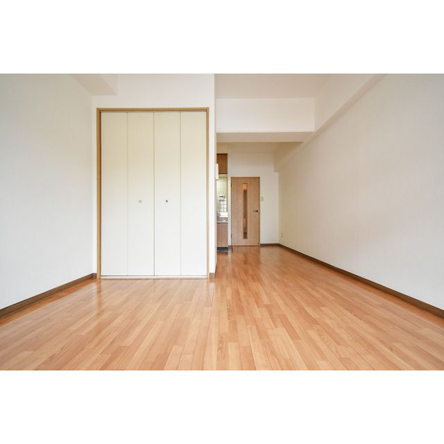 ガーデンハイツ朝妻の玄関