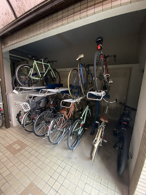 ロイヤルフォーレスト大山のその他共用部分|自転車置き場