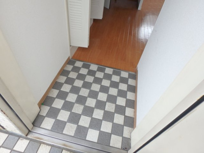 【玄関】 | クァトルセゾン甲東園 | きれいな玄関です