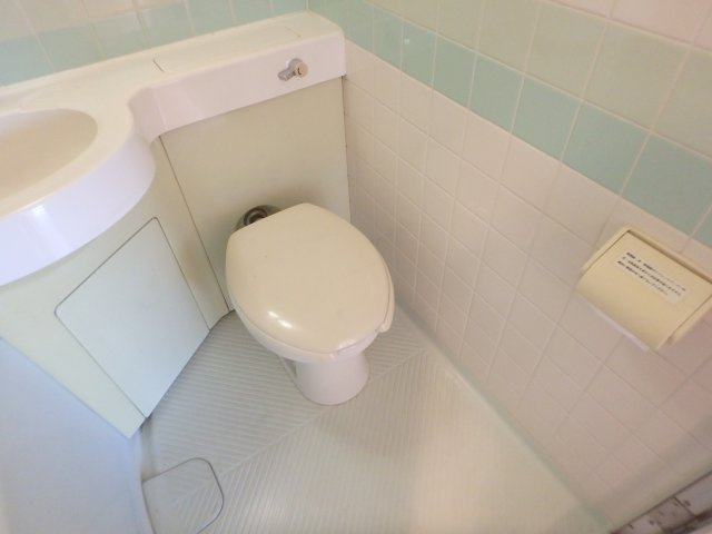 【トイレ】 | クァトルセゾン甲東園 | トイレです