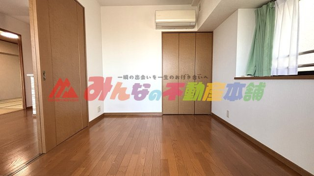 エバーライフネアシティ久留米壱番館の洋室