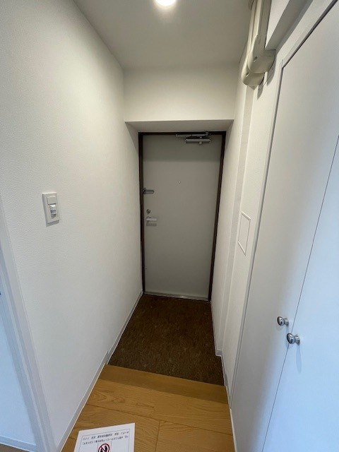 アールリエット三鷹の玄関|参考写真