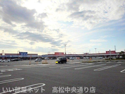 【周辺】 | セラサス・ヴィラＡ | イオンタウン多度津まで800m