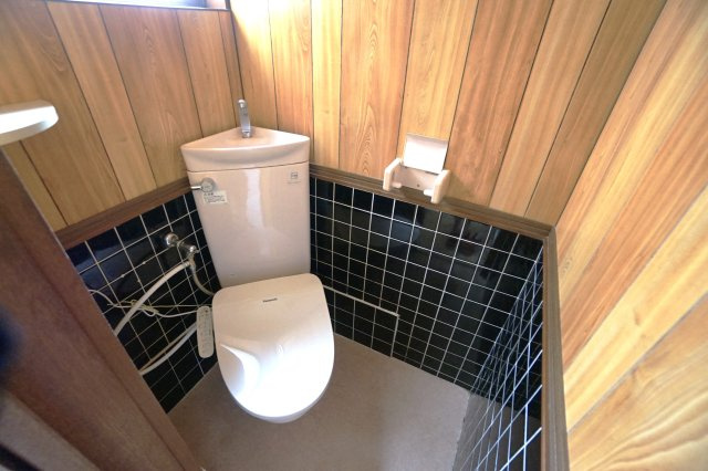 有楽町貸家のトイレ