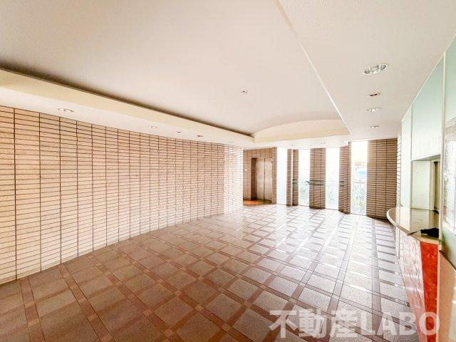 ディアコート喜連東のエントランス