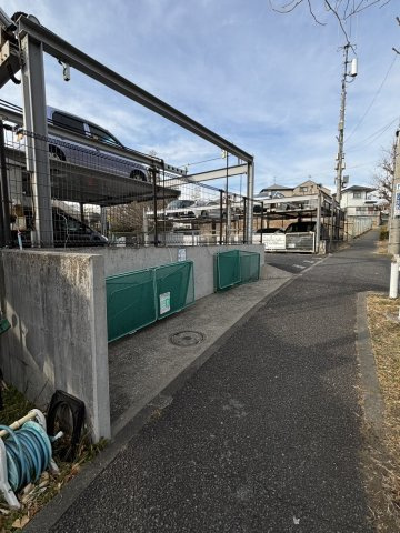 ★ゴミ置き場・駐車場★