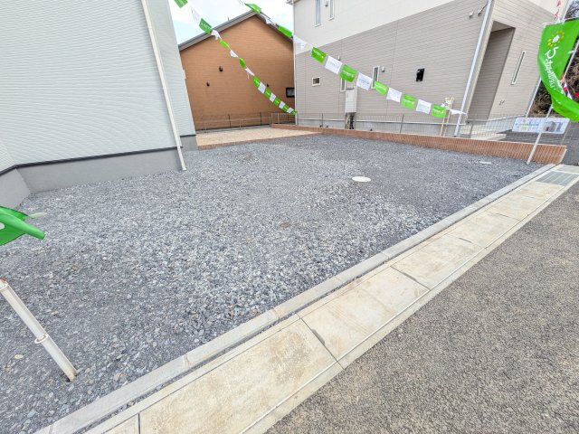 第2　土浦市並木　新築戸建　3号棟の駐車場|駐車は3台可能です♪