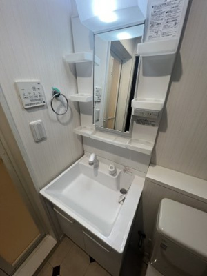 【洗面所】 | casa viva | 別部屋の写真です。
