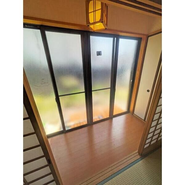 和泉市青葉台２丁目住宅の玄関