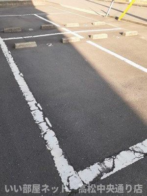 【駐車場】 | エバーグリーンロードＫ