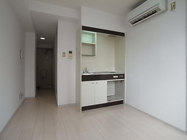 マンションみやけの洋室