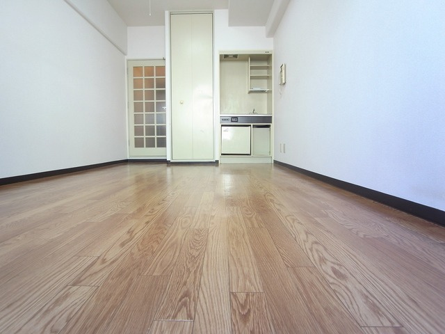 ライオンズマンション神戸花隈の居間・リビング