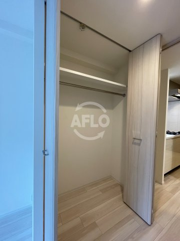 S-RESIDENCE堺筋本町Deuxの収納|S-RESIDENCE堺筋本町Deux　クローゼット