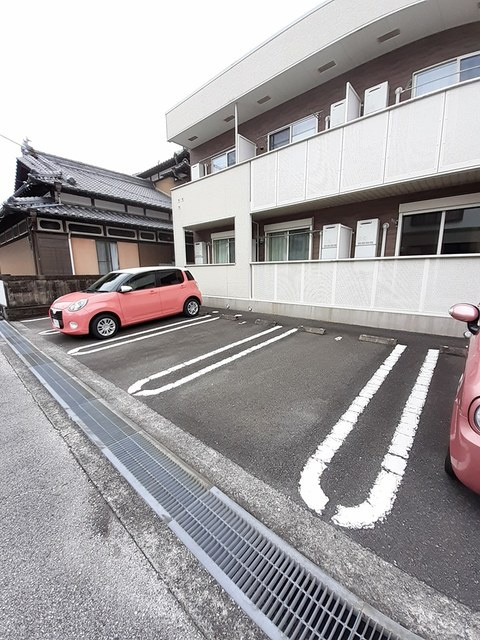 桜の駐車場|駐車場