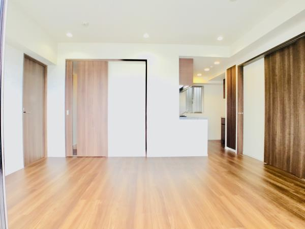 クレアホームズ千葉センタープレイスの居間・リビング