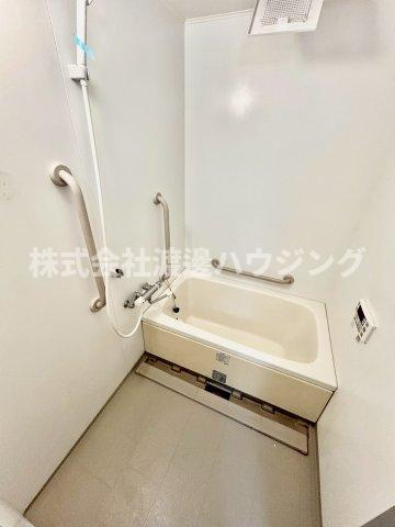 メゾンドール江坂の浴室