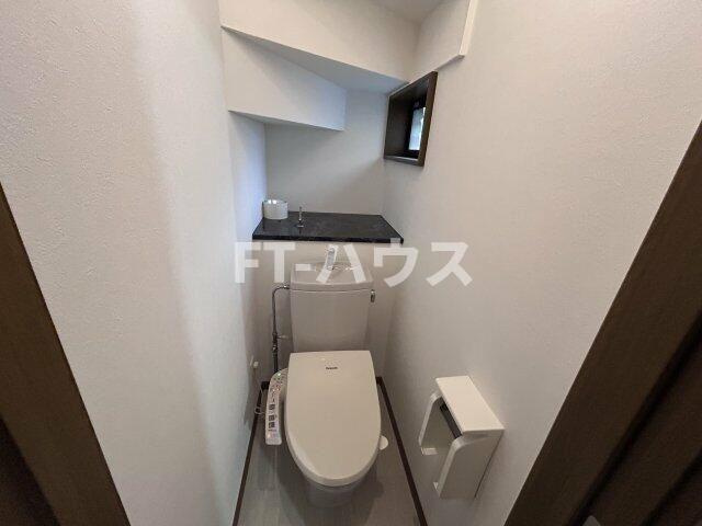 芝山５丁目戸建のトイレ