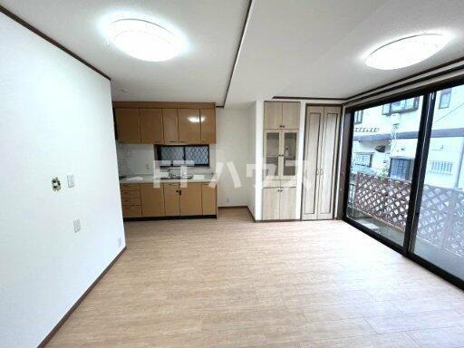 芝山５丁目戸建の居間・リビング