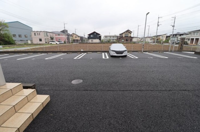 【駐車場】 | フォンテーヌ　V