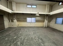 横浜市鶴見区汐入町１丁目の倉庫の内装