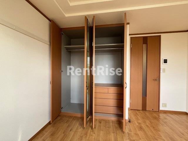 ブルージュの収納|クローゼット