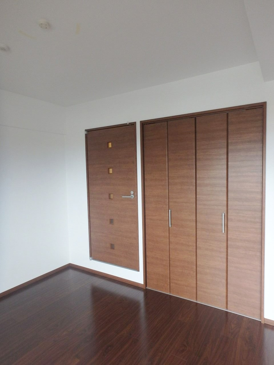 すかる通東の内装