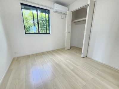 【寝室】 | フォンターナ西大路