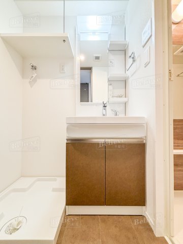 グランフォーレ久留米駅プレミアの洗面所|広い洗面スペースです★