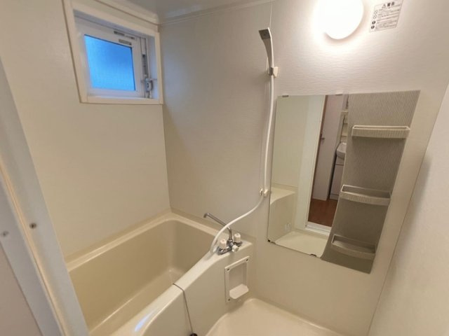コスミオンⅡ102の浴室