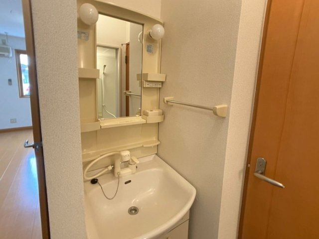 コスミオンⅡ102の洗面所